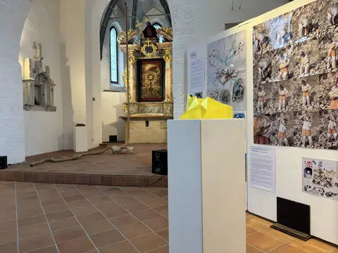 RELIQUIE WEIN4 · Ausstellungsraum