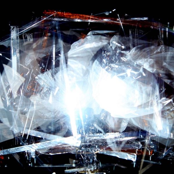 Lichtspur · Blitzlicht — RAUM 11, Markus Wintersberger 2011/2012